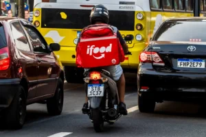 TST afasta responsabilidade do iFood por dívidas trabalhistas de entregadores vinculados a intermediárias