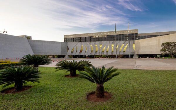 STJ aceita hashtag para remover conteúdo ilícito em massa