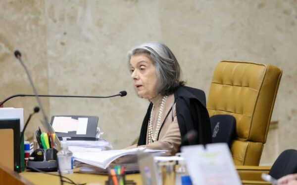 STF começa a julgar derrubada da flexibilização da Ficha Limpa