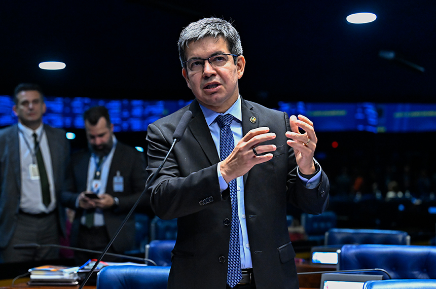 Plenário do Senado Federal durante sessão deliberativa ordinária