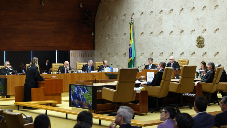 STF suspende julgamento dos royalties; Cármen vota contra rateio igual