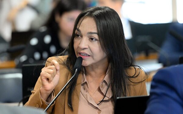 Divórcio poderá continuar depois da morte do cônjuge, aprova CCJ do Senado