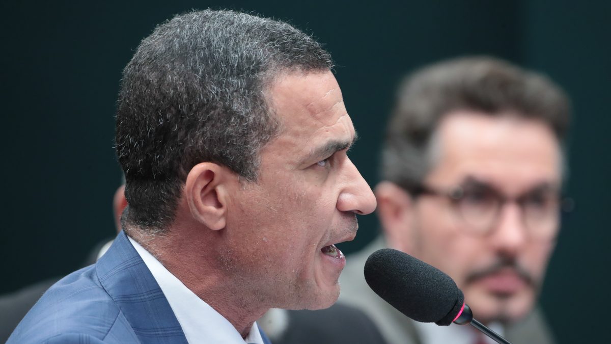 Maioridade penal aos 16 passa na CCJ e vai a comissão especial
