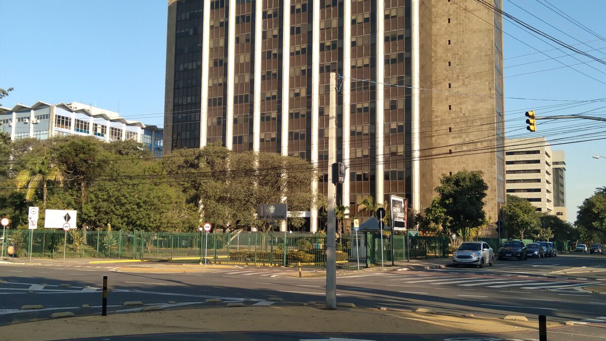 Receita abre transação com desconto de até 65% para dívidas em discussão