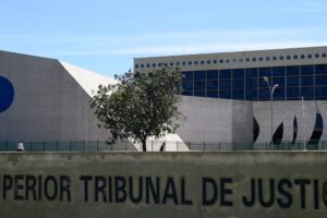 STJ afeta repetitivo sobre IR em abono do Fundef pago a professores