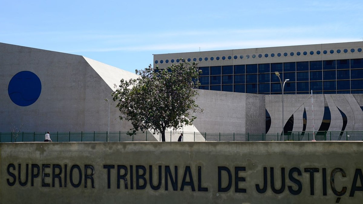 STJ afeta repetitivo sobre IR em abono do Fundef pago a professores
